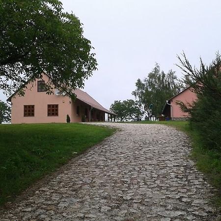 Vadaspuszta Vendeghaz Csatka Exteriör bild